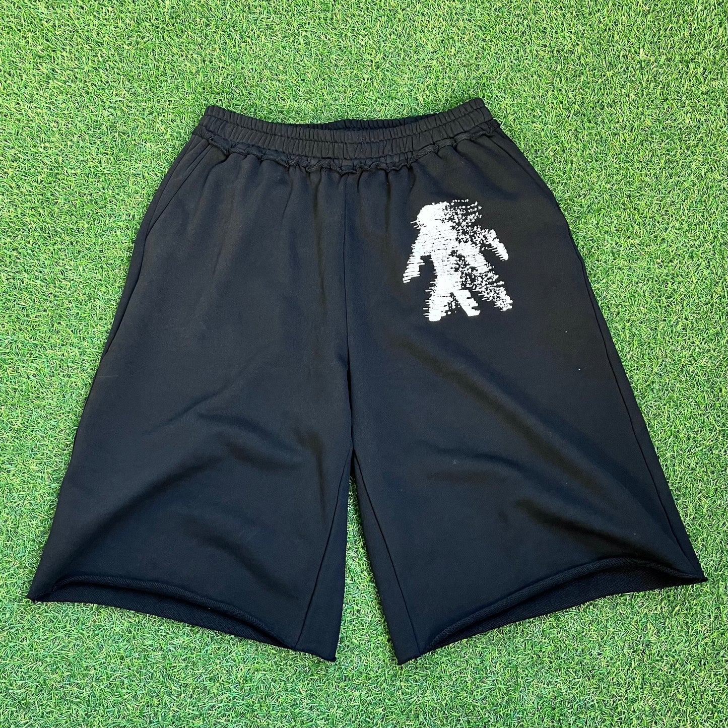 BAGGY SWEATSHORTS (BLACK)